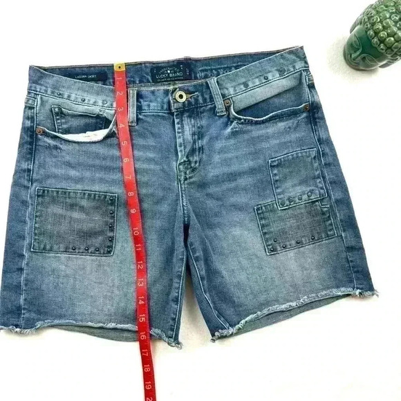 Lucky Brand Retro Faded Patchwork Whisker Frayed Denim Jean Shorts Size 4/27 - Picture 14 of 14